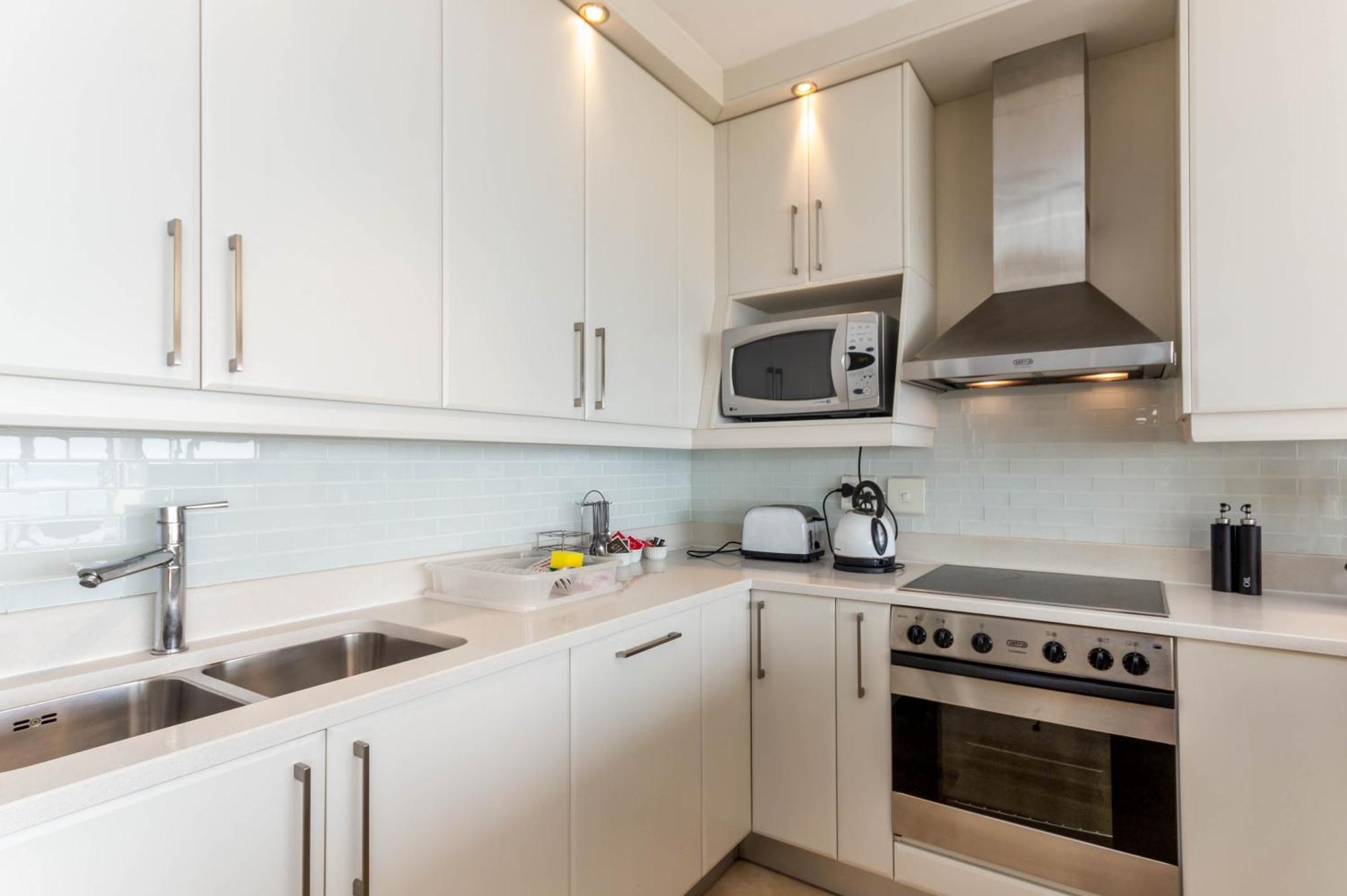 Mouille Point Apartments Kapstaden Rum bild
