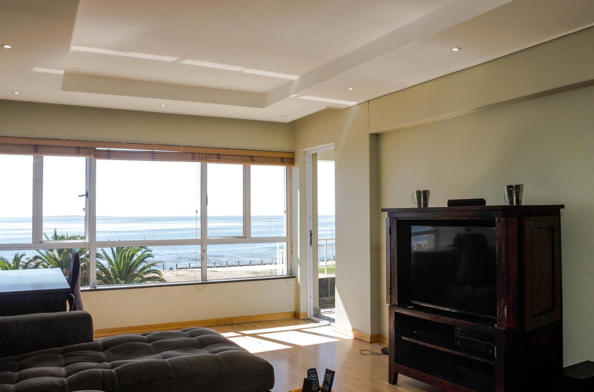 Mouille Point Apartments Kapstaden Rum bild